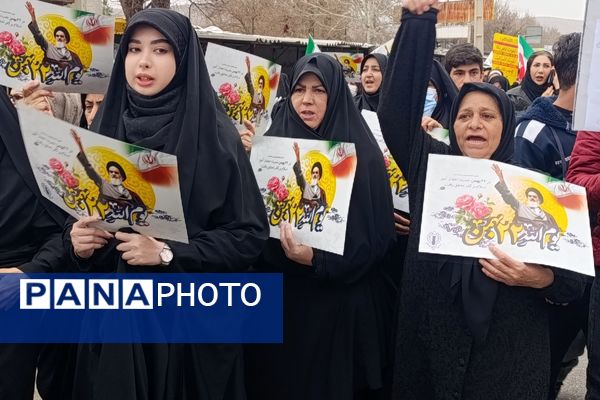 راهپیمایی باشکوه ۲۲ بهمن در اسلام‌آباد غرب