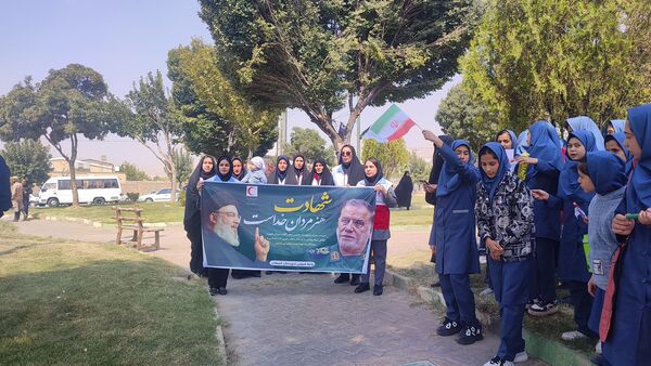 تجمع دانش‌آموزان کمیجانی‌ در محکومیت جنایات رژیم‌جعلی‌اسرائیل