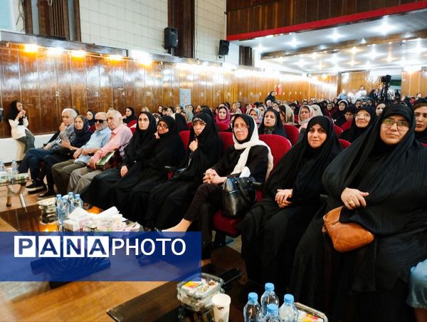 دومین گردهمایی «زنان و مشارکت اجتماعی» در ساری