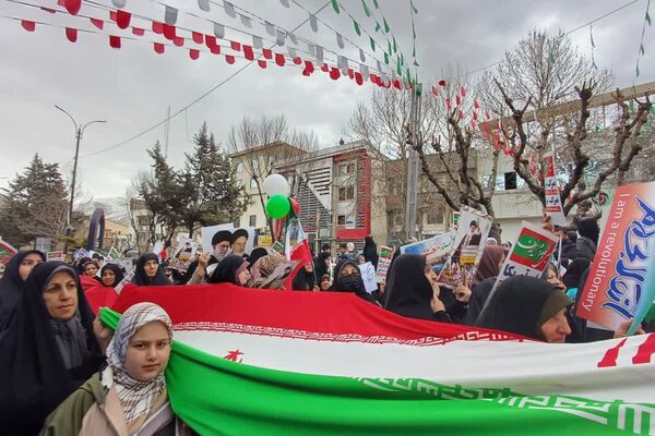 ۲۲بهمن تجلی شور، هیجان، ایستادگی و وطن دوستی در رودهن