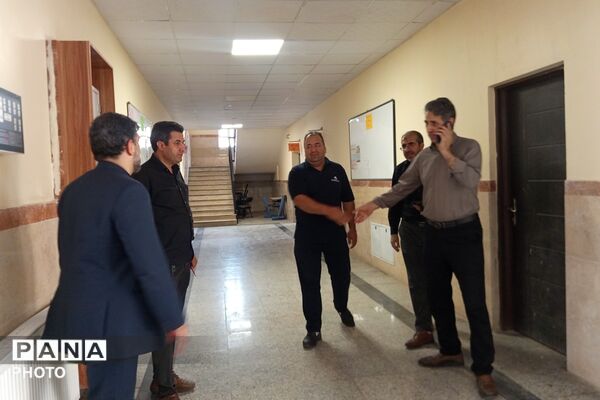 بازدید مسئولین از مدارس میزبان اسکان در بهارستان دو