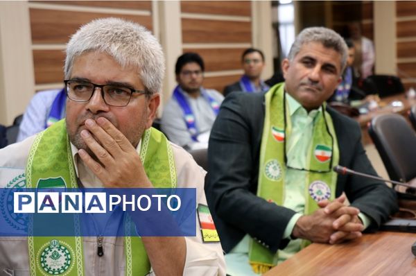 نشست مشاور وزیر با مدرسان سازمان دانش‌آموزی استان خراسان رضوی