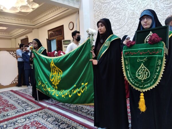 شادپیمایی و تجمع بزرگ دختران فاطمی در سومین حرم اهل بیت(ع)