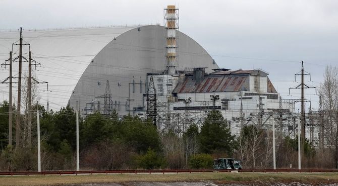 آژانس بین‌المللی انرژی اتمی: سپر حفاظتی نیروگاه هسته‌ای چرنوبیل آسیب دیده است