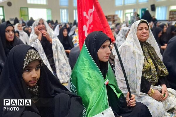 نماز عید فطر در شهرستان باشت مصلی امام خمینی (ره)