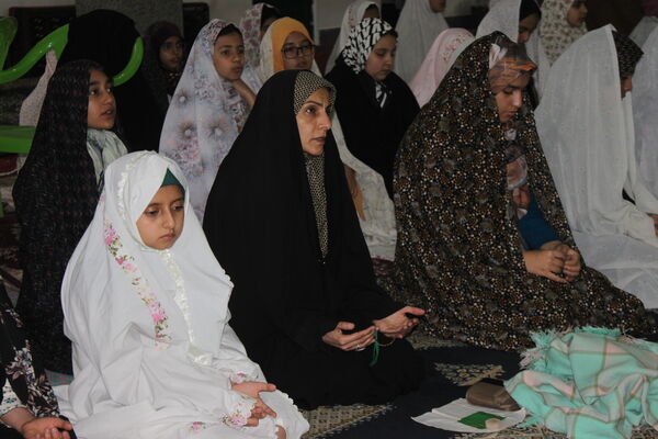 اعتکاف سازمان دانش آموزی دختران کرمان