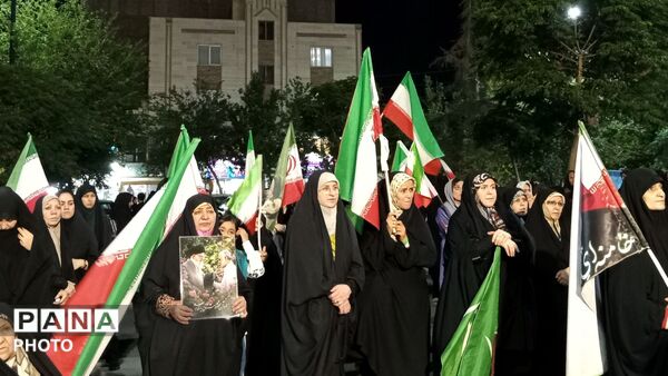 حضور مردم خستگی ناپذیر شهر فردوسیه پس از گذشت سه ماه ازشهادت رهبر عزیزمان