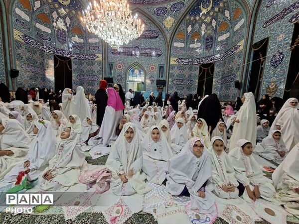 آغاز فصل تازه‌ای از بندگی برای دختران در جشن تکلیف