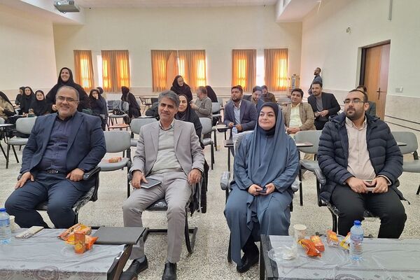 همایش فصلی مدیران مدارس فشافویه با تأکید بر قانون مداری، ارتقای کیفیت آموزشی و سلامت دانش آموزان 