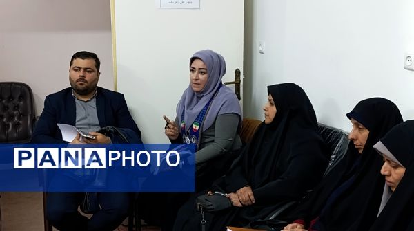 جلسه‌ هم‌اندیشی و برنامه‌ریزی مراقبت‌های اجتماعی دانش‌آموزان