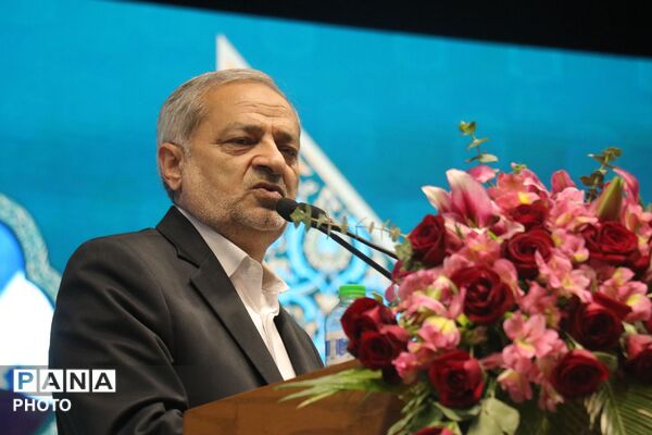 سی و سومین اجلاس سراسری نماز در حرم مطهر رضوی -1