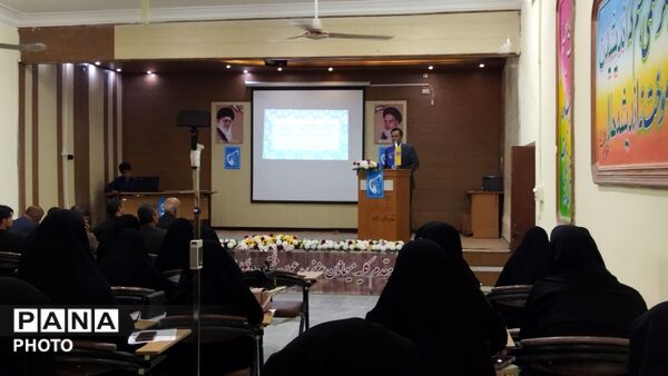 گردهمایی  رؤسای اتحادیه انجمن اسلامی دانش آموزان شهرستان زاوه