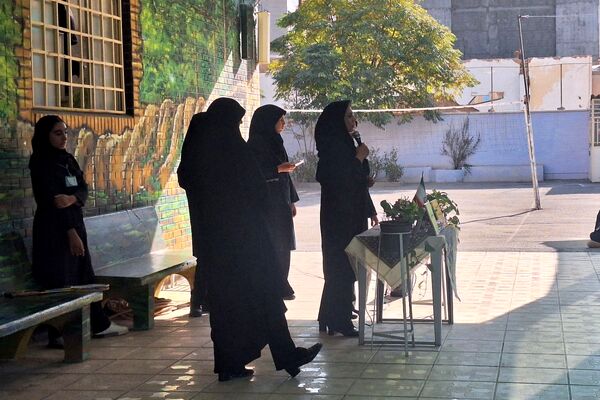 مراسم ولادت حضرت زینب(س) در دبیرستان فیاض 