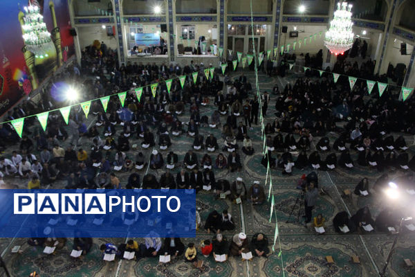 محفل قرآنی قاریان و حافظان قرآن استان یزد