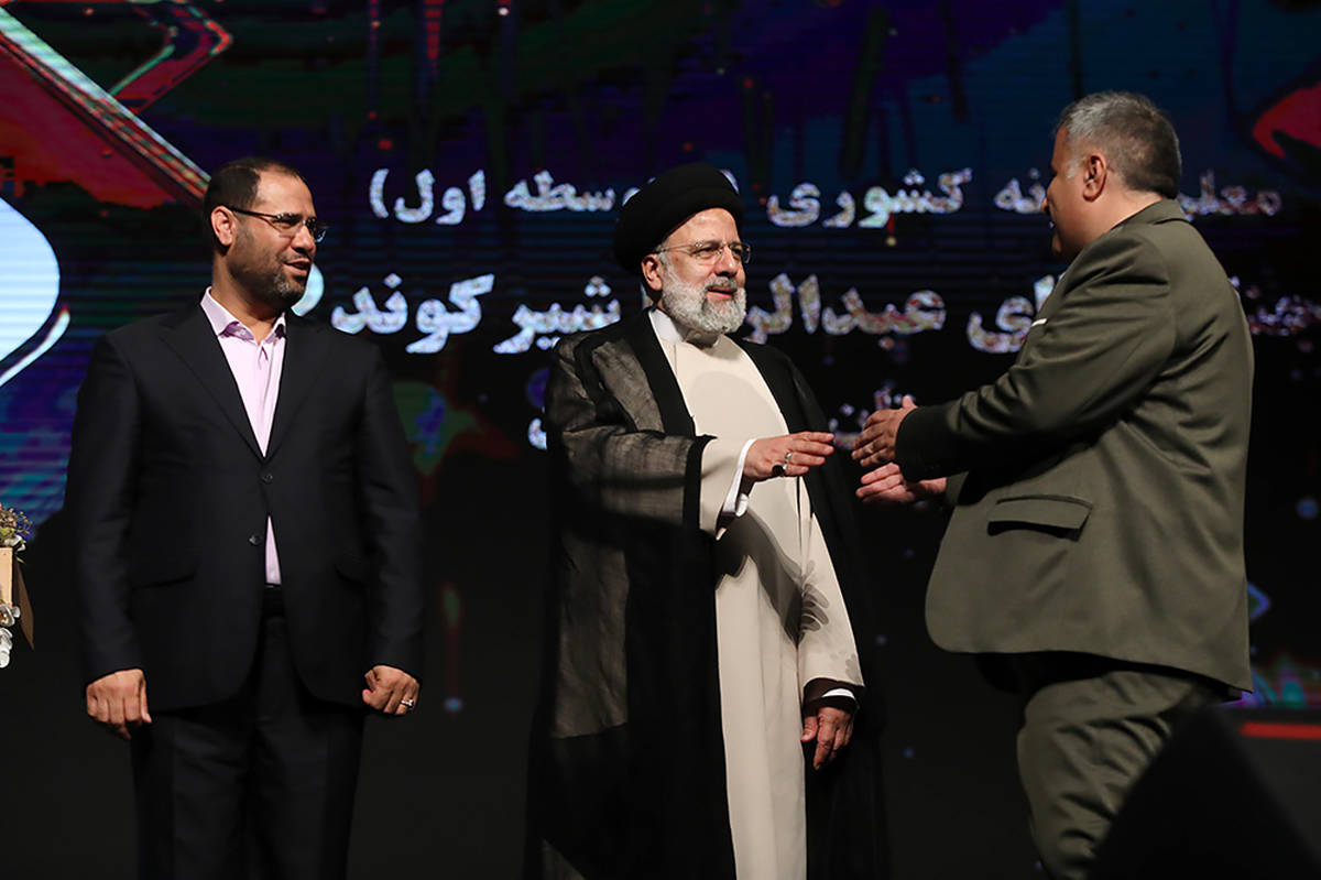 ‌خدمات ‌بزرگ و بی‌نظیر آیت‌الله رئیسی در آموزش‌وپرورش هرگز از یاد نخواهد رفت