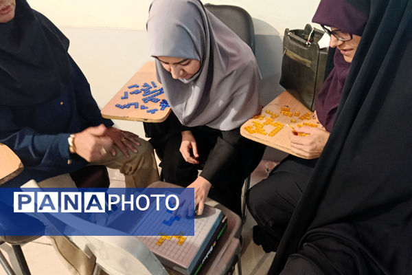 برگزاری کارگاه آموزشی ویژه مربیان پیشتاز ناحیه ۴ شیراز 