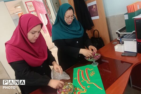 جشن میلاد حضرت زینب(س) در دبستان حضرت معصومه(س)