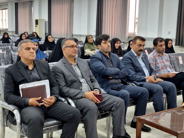 جلسه فصلی مدیران دوره اول متوسطه قائمشهر