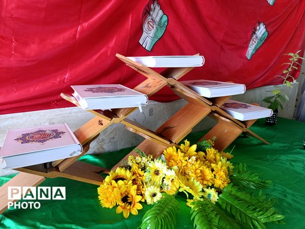 طنین قرآن، عترت و نماز در مشهدمرغاب