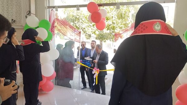 افتتاح واحد تجاری در دبیرستان فرهنگیان 
