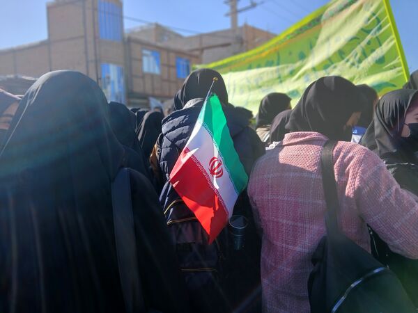 حضور پرشور فرهنگیان و دانش‌آموزان چاراویماق در یوم‌الله  ۱۳ آبان