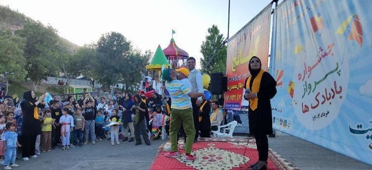 برگزاری جشنواره پرواز بادبادک ها در شیروان