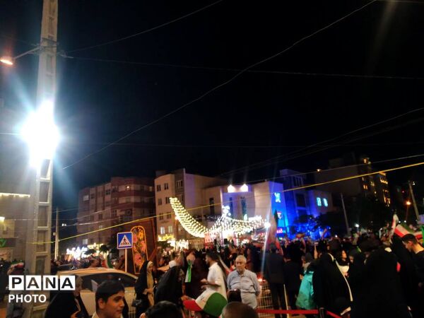 تجمع مردمی در میدان یاقوت ؛ هم‌صدایی مردم برای دفاع از خاک ایران