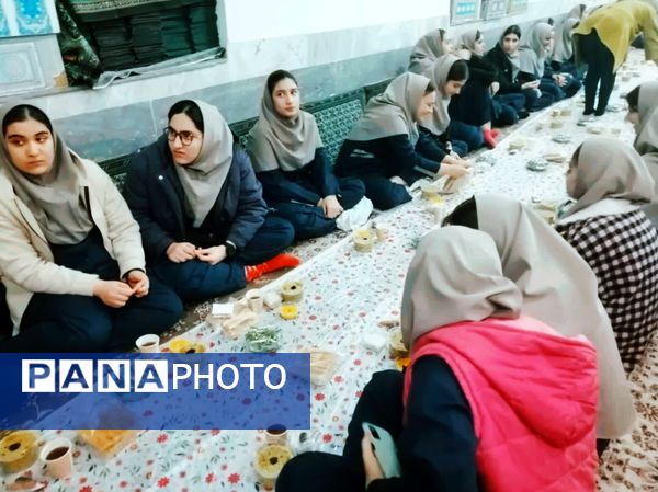 ضیافت افطاری در ماه مهمانی خدا