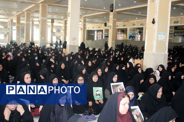 مراسم بزرگداشت شهادت سید‌الشهدا خدمت و شهدا همراه در خرم‌آباد