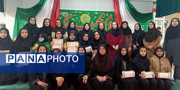 جشن ستارگان در دبیرستان مهر نیشابور