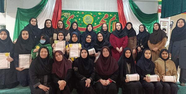 جشن ستارگان در دبیرستان مهر نیشابور