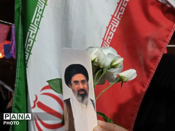 اجتماع مردمی میدان حجاب مشهد