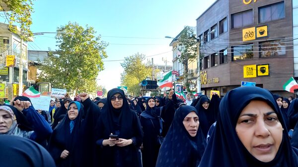 راهپیمایی ۱۳ آبان در قائمشهر