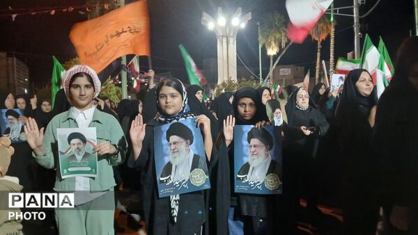 هستیم بر آن عهدی که بستیم