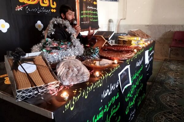 مراسم شهادت حضرت زهرا (س) و عزاداری در دبیرستان طالقانی 