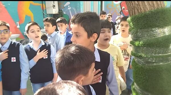 جشن آغاز سال تحصیلی در دبستان مبتکران ناحیه ۷ مشهد