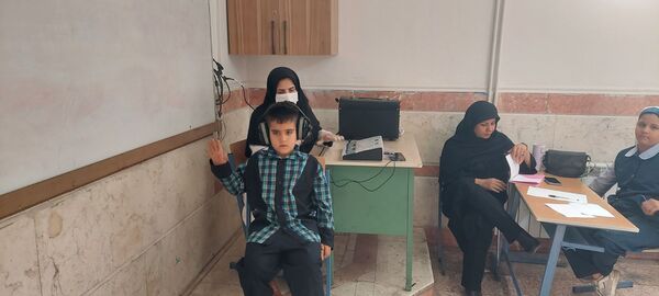 میزخدمت پزشکی رایگان برای دانش‌آموزان کم برخوردار درمدارس