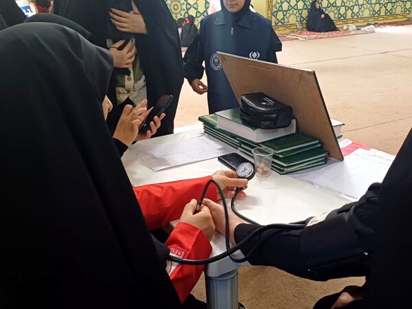 ویژه برنامه رهروان زینبی در آستان مقدس حضرت سیدان‌الکریمان 