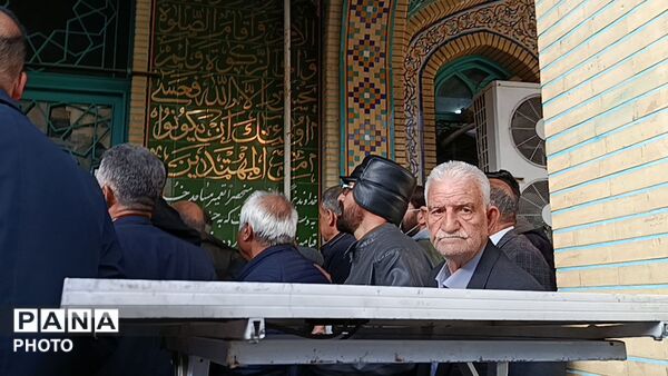 نماز باشکوه فطر در شهرکرد 