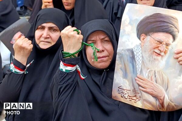قسم به این مشت گره کرده