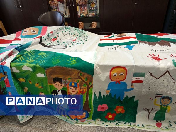 جشن دهه  فجر در دبستان مصلی نژاد حضرت زینب(س)