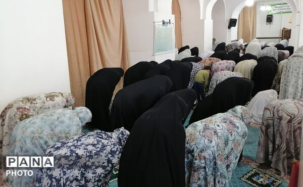 نماز جمعه در مسجد جامع شهرستان خلیل‌آباد