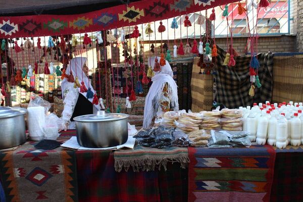 برگزاری جشنواره غذا و صنایع‌دستی در شهرستان نظرآباد