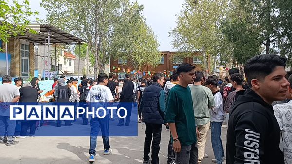 برپایی بازارچه کار و فناوری در دبیرستان شهید بهشتی آشخانه