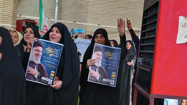 مراسم بزرگداشت مجاهد شهید سیدحسن نصرالله در مسجد خاتم‌الانبیا شهرستان ملارد