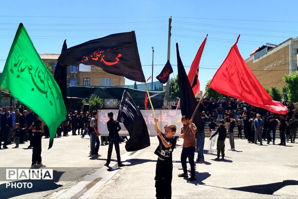 لردگان در ماتمِ عاشورا غرق شد
