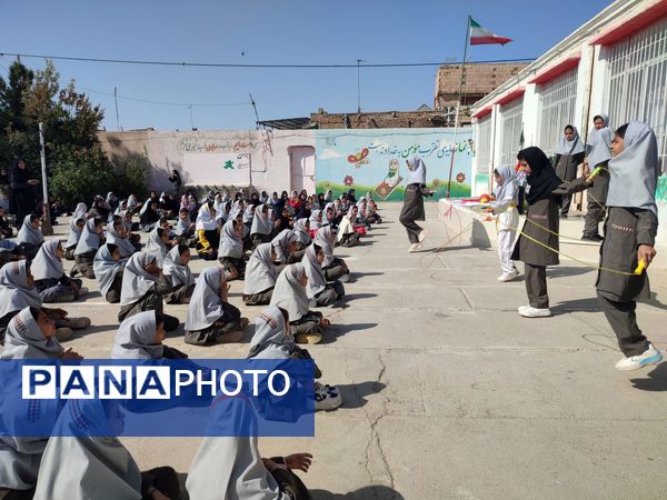 جشن پویایی و تندرستی در فدافن؛ المپیاد ورزشی مدرسه شهید نجفی به راه افتاد