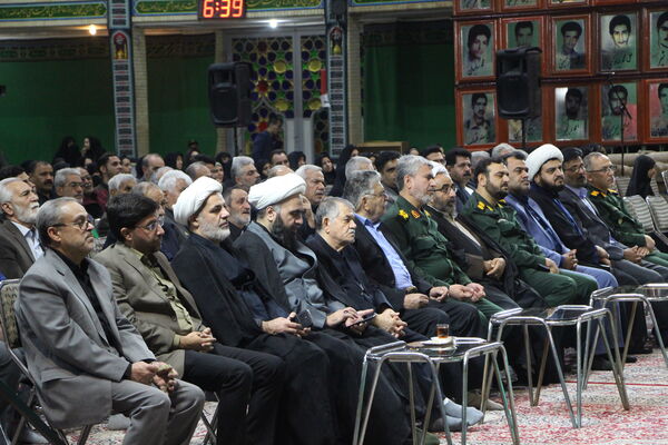 تجلیل از پیر غلامان حسینی در آیین نخل عاشقی ۲