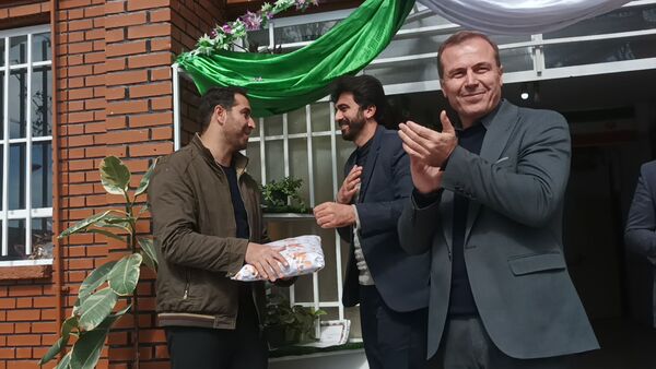 تقدیر از دانش‌آموزان برتر دبیرستان پژوهش آشخانه 