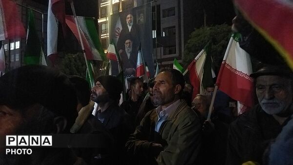 قاب هایی از حماسه سی و نهمین شب در نیشابور 